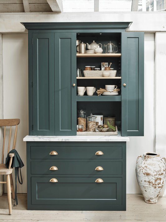 How to organise kitchen cupboards