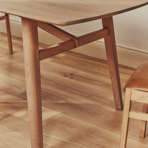 Neptune Furniture_Living & dining furniture_Dining tables default Renewed - Borough 8 Seater Oak Dining Table