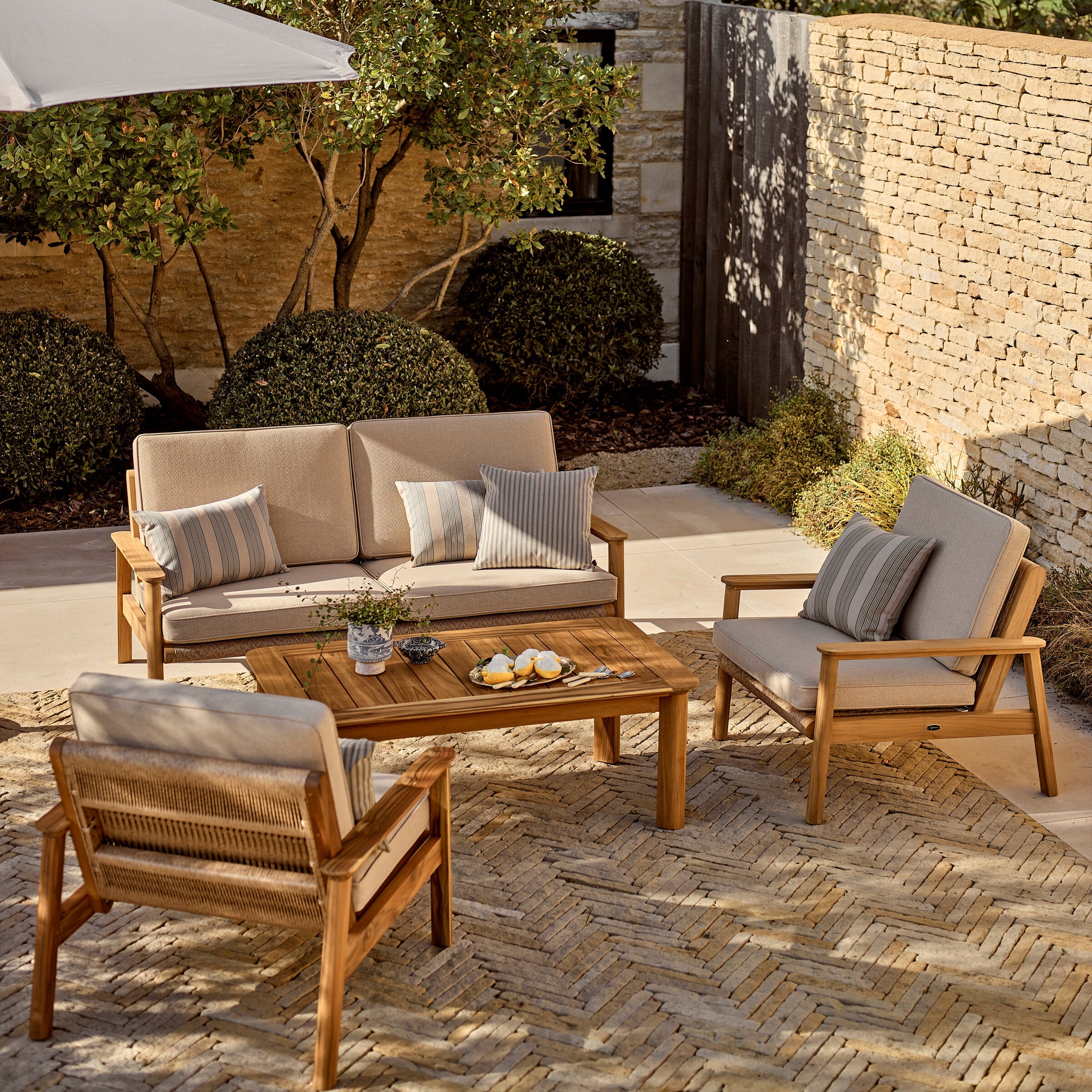 Neptune Garden Sets default Kew 4 Seater Sofa Set with Coffee Table