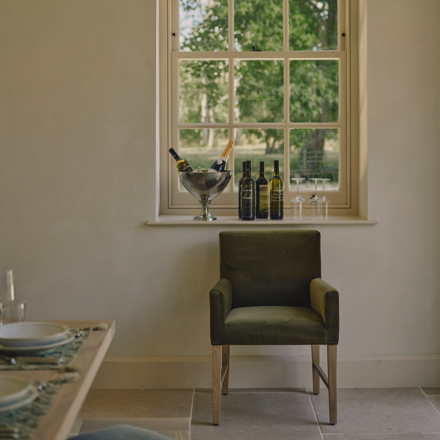 Neptune Furniture_Upholstery_Upholstered dining & bar stools Shoreditch Carver Chair