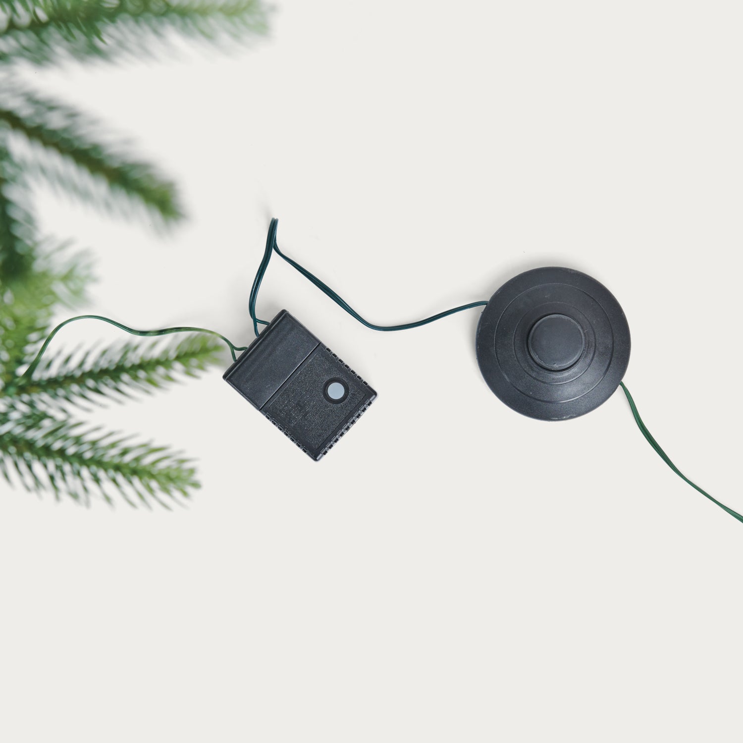 Neptune Seasonal_Christmas_Christmas trees default Windsor 8ft Pre-lit Christmas Tree