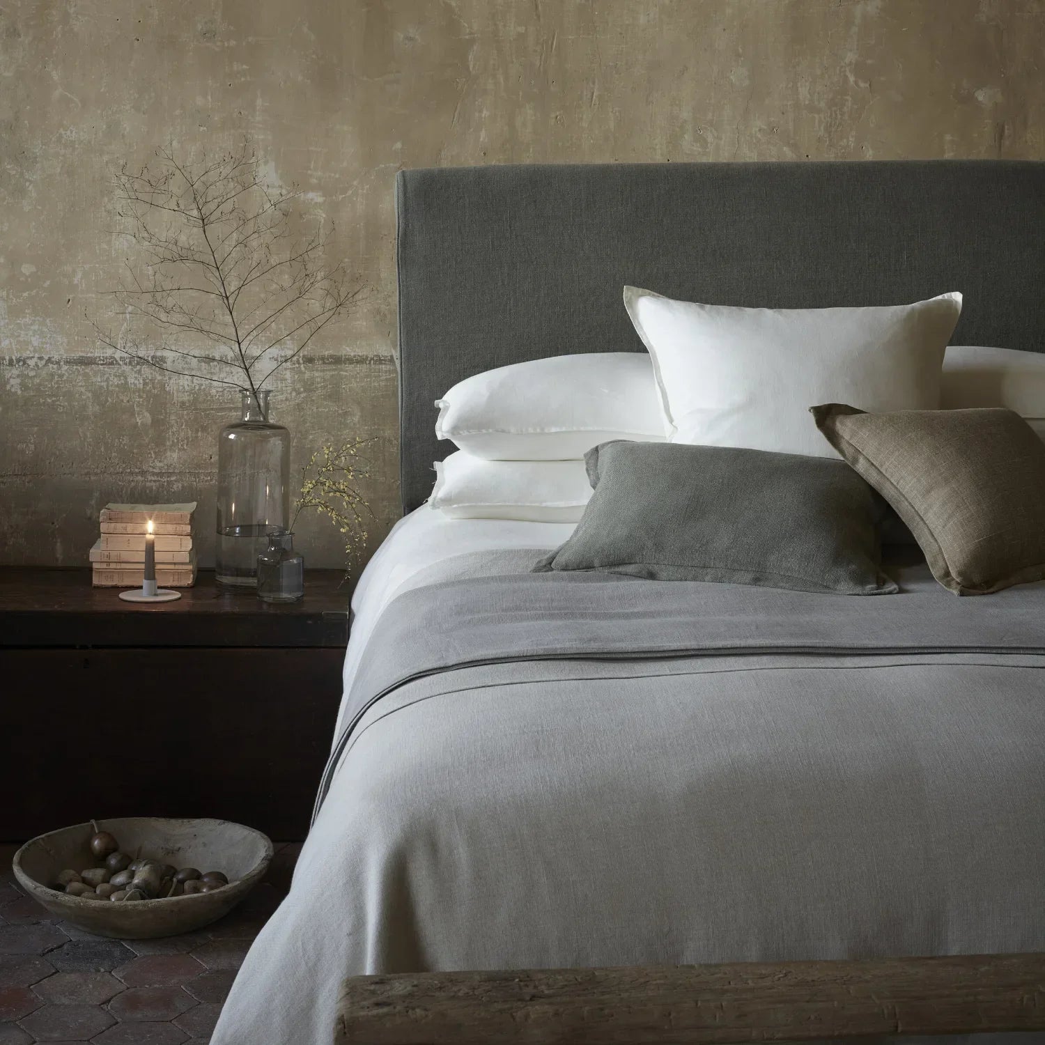 Neptune Decorating_Textiles_Bedding default Ardel Linen Bedspread, Fog - Large