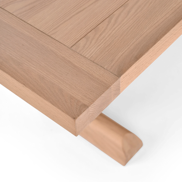 Neptune Battersea 8 Seater Oak Dining Table wood top detail