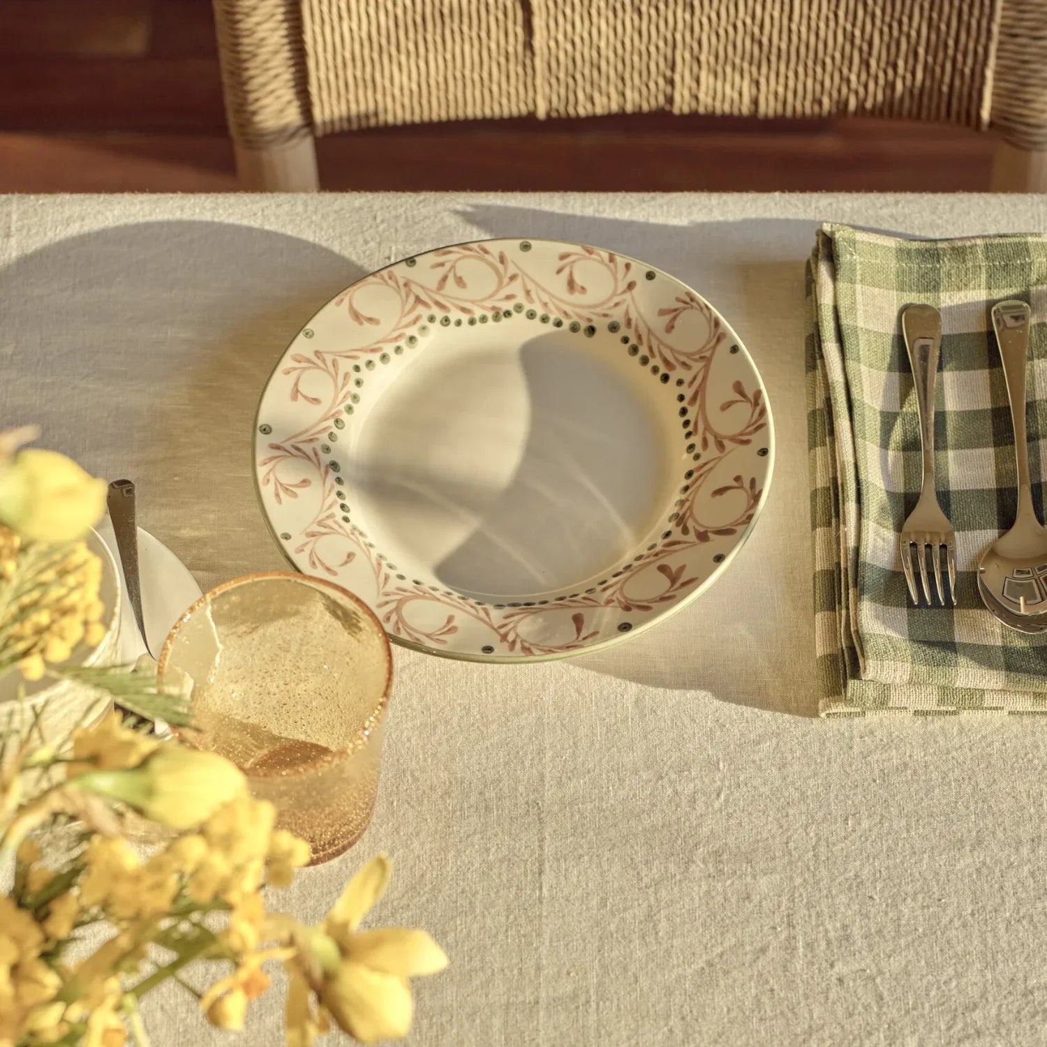 Neptune Accessories_Tabletop_Dinnerware default Callington Spiral Leaf Dessert Plate