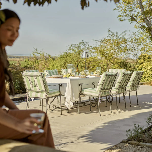 Neptune Seasonal_Garden_Outdoor sofas and relaxed chairs Cheltenham 8 Seater Metal Garden Dining Set