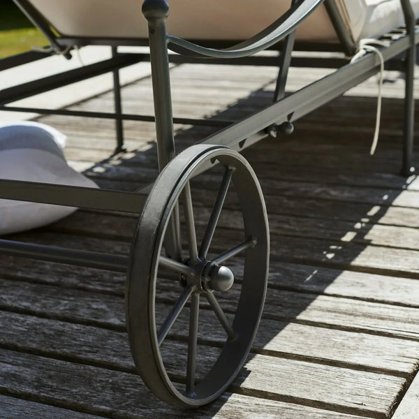 Neptune Seasonal_Garden_Outdoor loungers default Renewed Cheltenham Metal Sun Lounger, Green Stripe