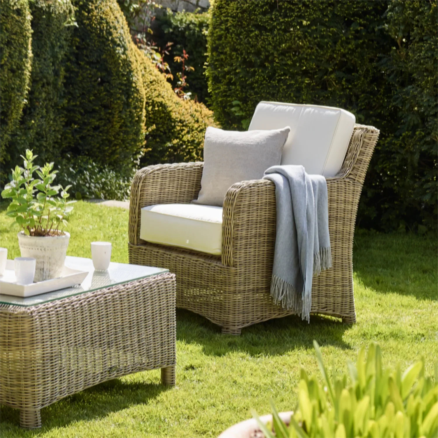 Neptune Seasonal_Garden_Outdoor sofas and relaxed chairs default Compton Wicker Garden Armchair
