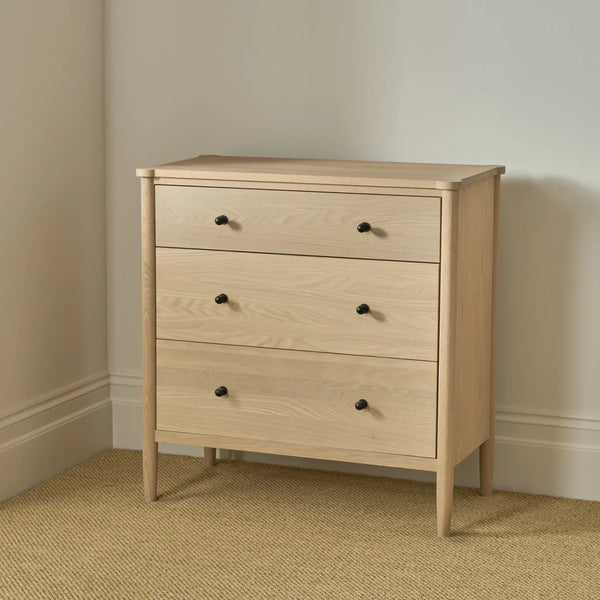 Neptune Furniture_Bedroom furniture_Bedroom casegoods default Frome Large Oak Chest of Drawers