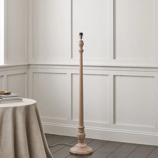 Neptune Accessories_Lighting_Floor lamps Highgate Seasoned Oak Floor Lamp