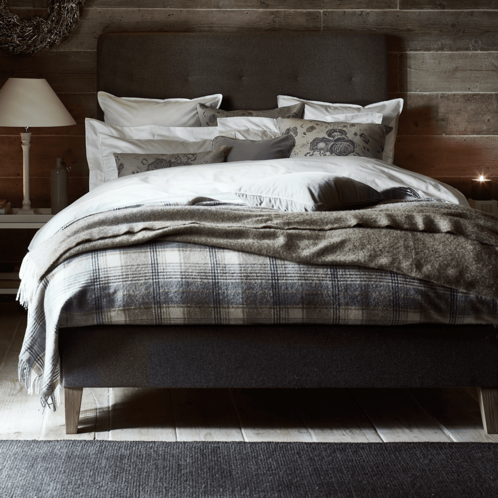 Francis Bed Base Neptune