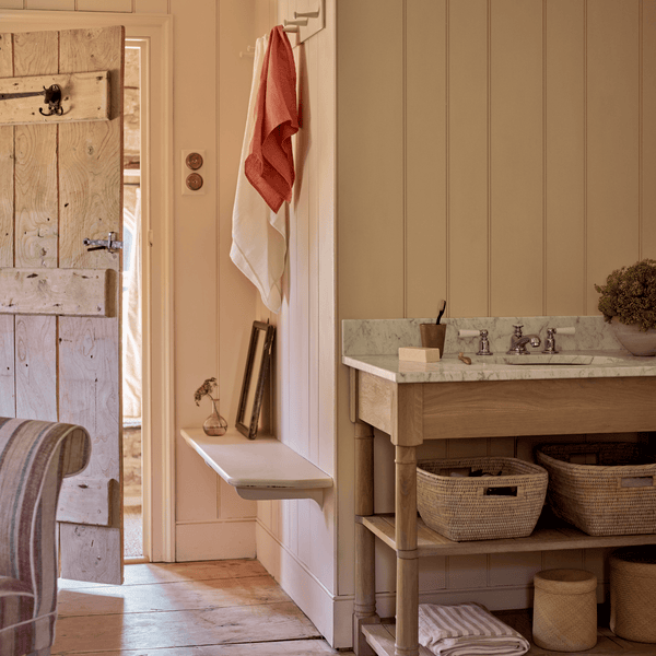 Neptune Paint Potters Pink Paint