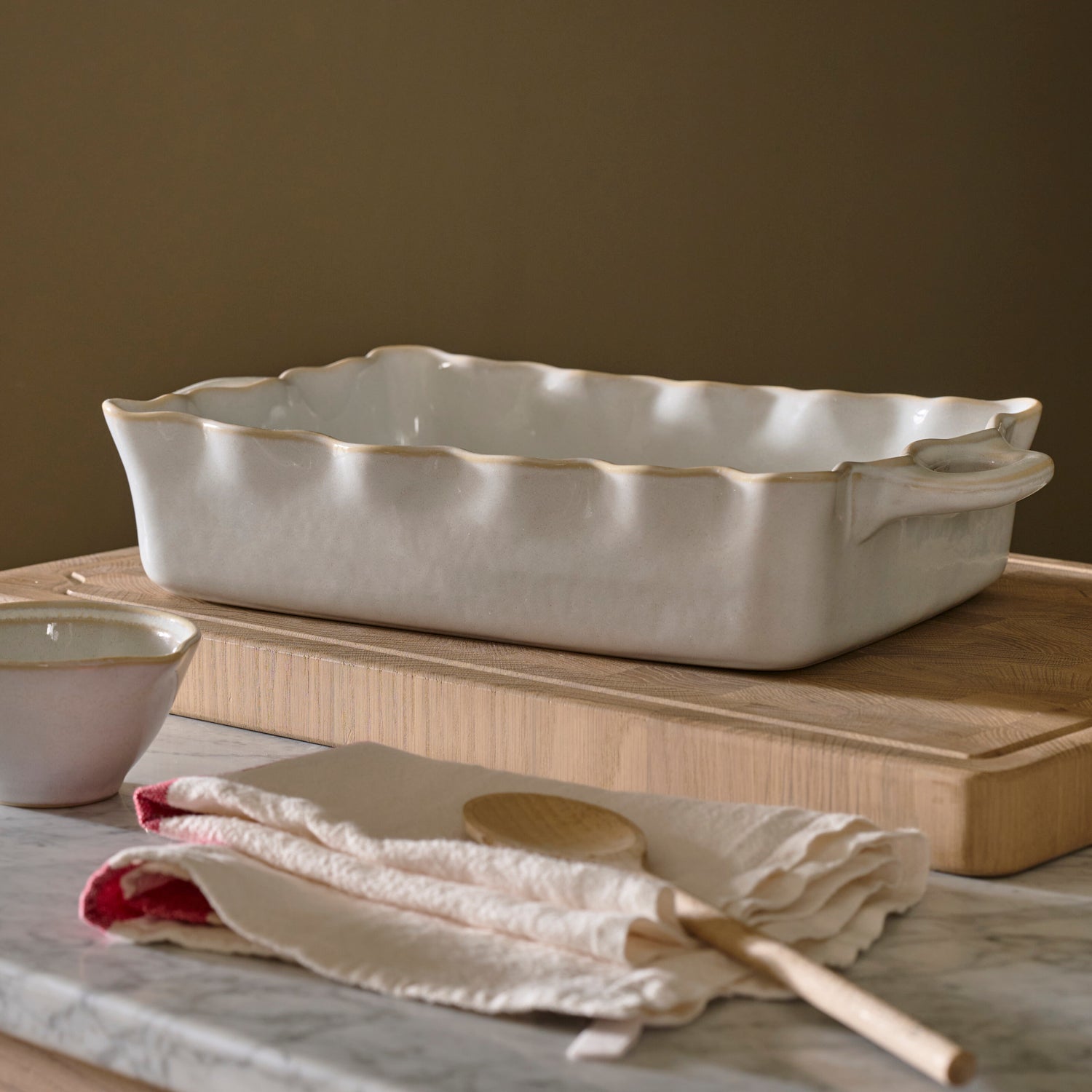 Neptune Serveware Bramley Stoneware Baking Dish, White