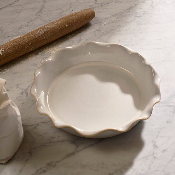 Neptune Serveware Bramley Stoneware Pie Dish, White