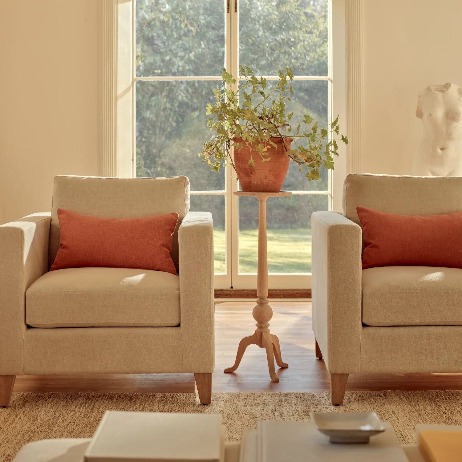 Neptune Furniture_Living & dining furniture_Coffee and side tables default Thornbury Oak Plant Stand, Natural Oak