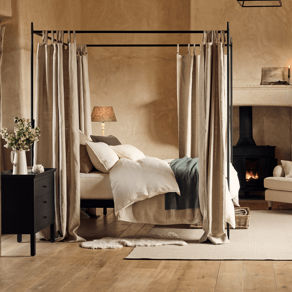 Four poster bed online set