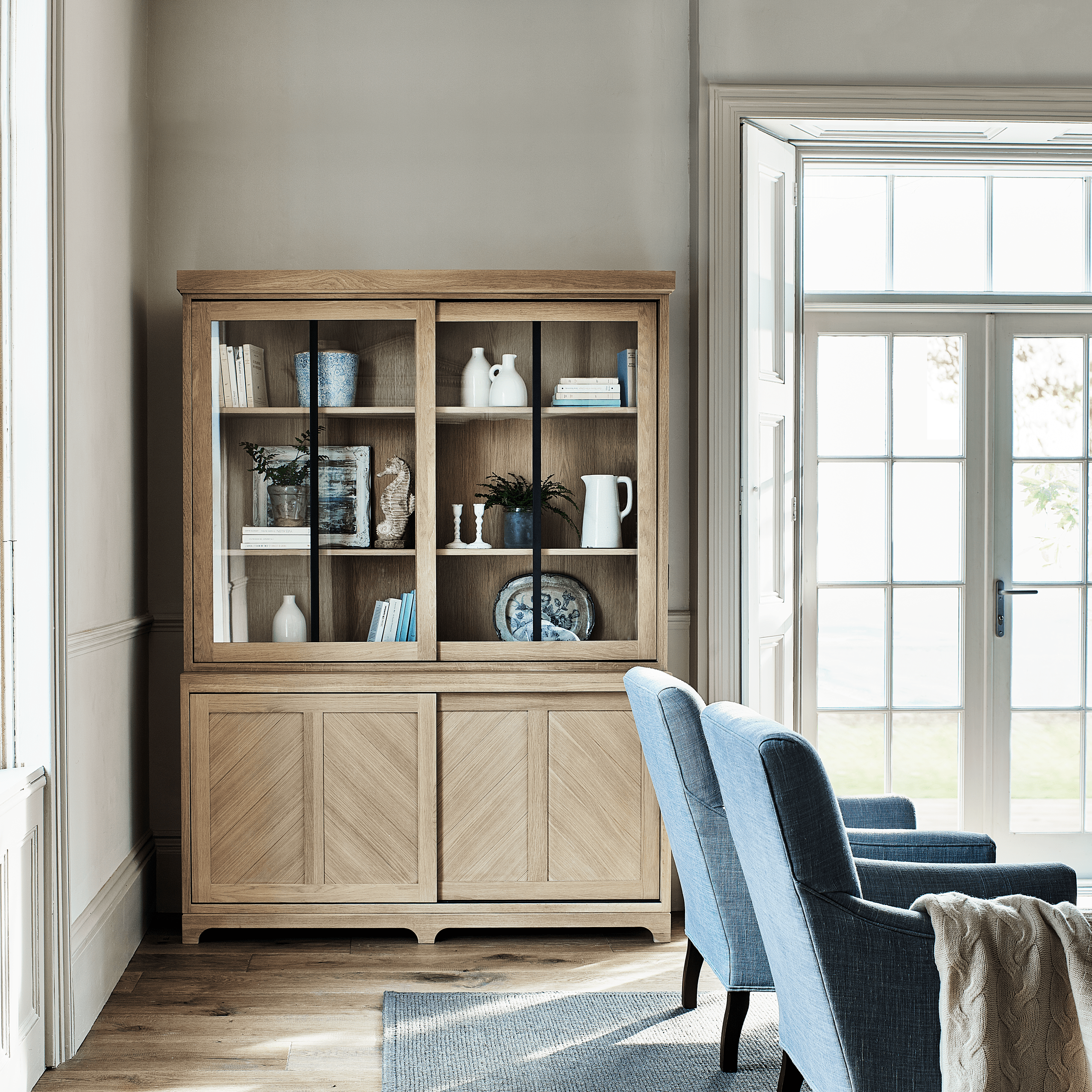 Neptune Dressers 5ft Holborn Dresser