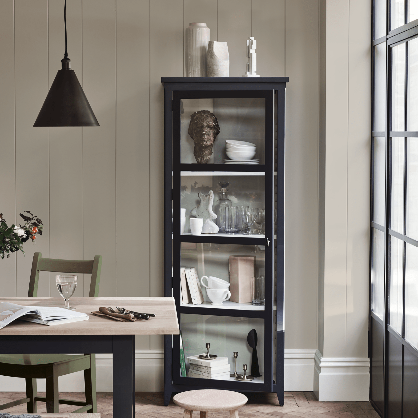 Neptune Storage Shepton Glazed Cabinet