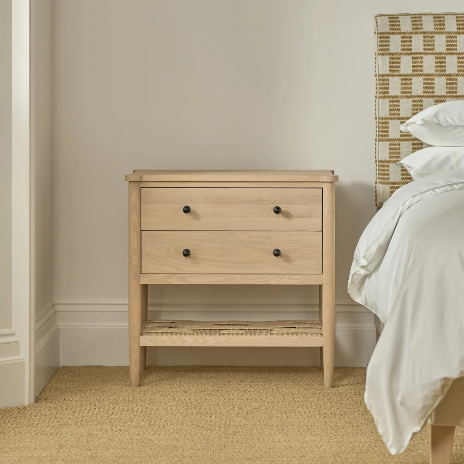 Frome Small Oak Chest of Drawers – Neptune