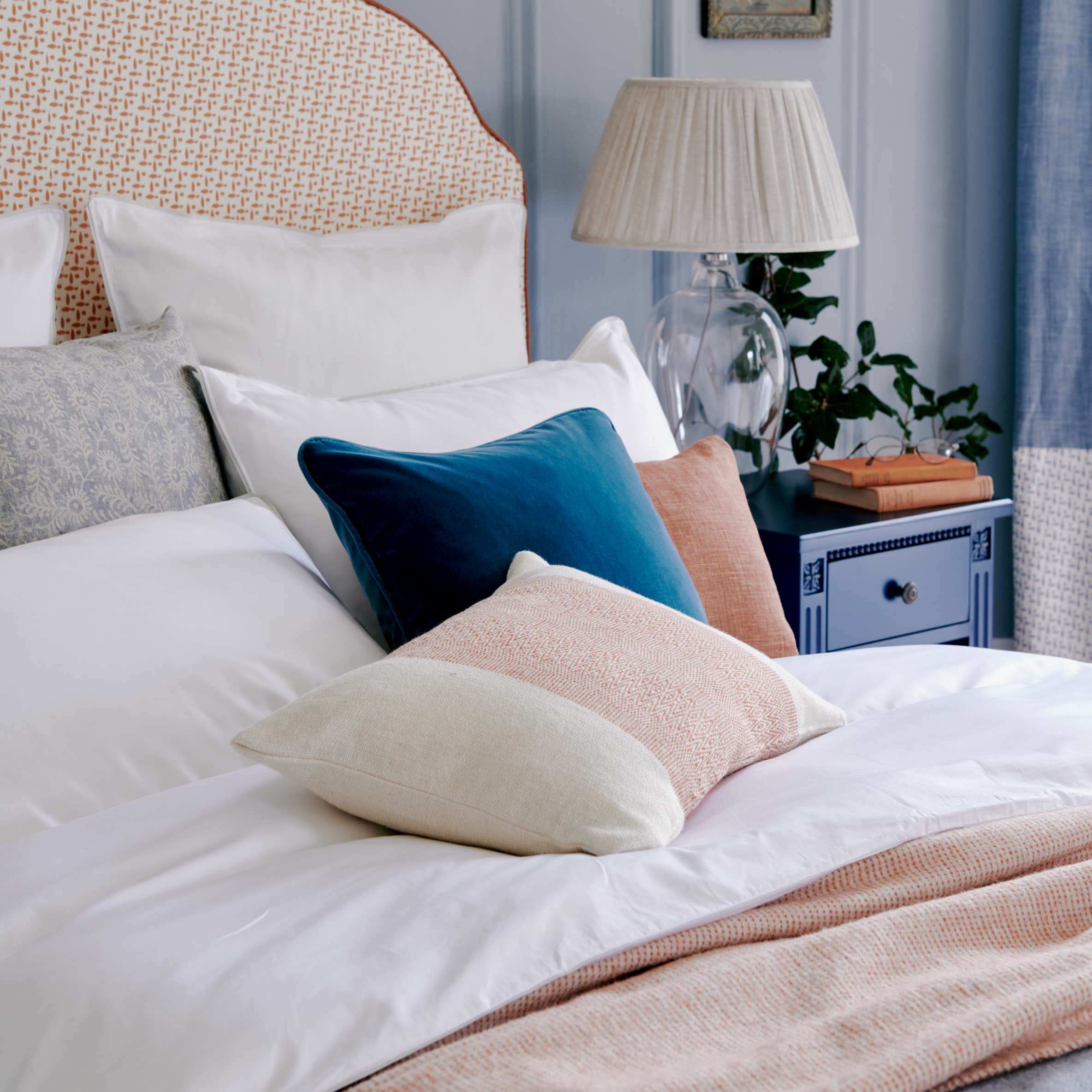 Albertine Duvet Cover, Lily – Neptune