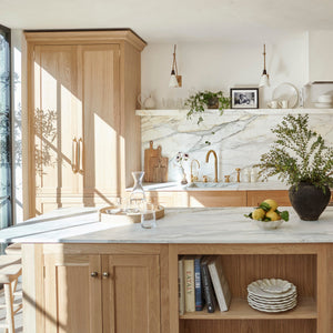 Sarah-Louise & Christopher's timeless oak kitchen
