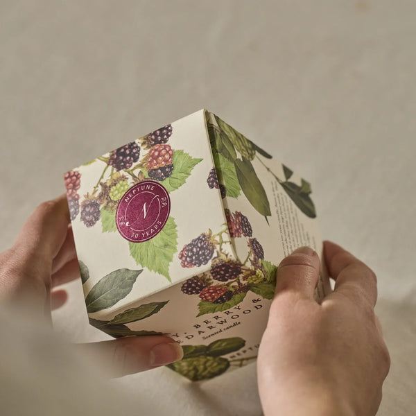 Neptune Accessories_Living accessories_Candles & diffusers default Bay, Berry & Cedarwood Scented Candle