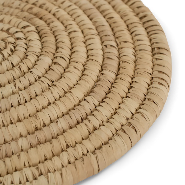 Ashdown round serving mats, set of 2 on white background