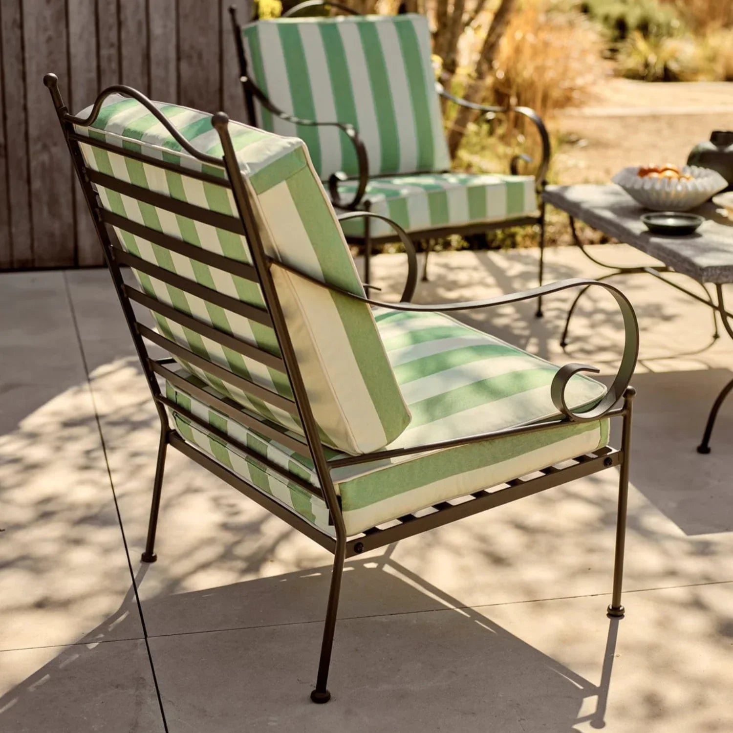 Neptune Seasonal_Garden_Outdoor sofas and relaxed chairs default Cheltenham 4 Seater Metal Garden Sofa Set with Granite Top Coffee Table, Green Stripe