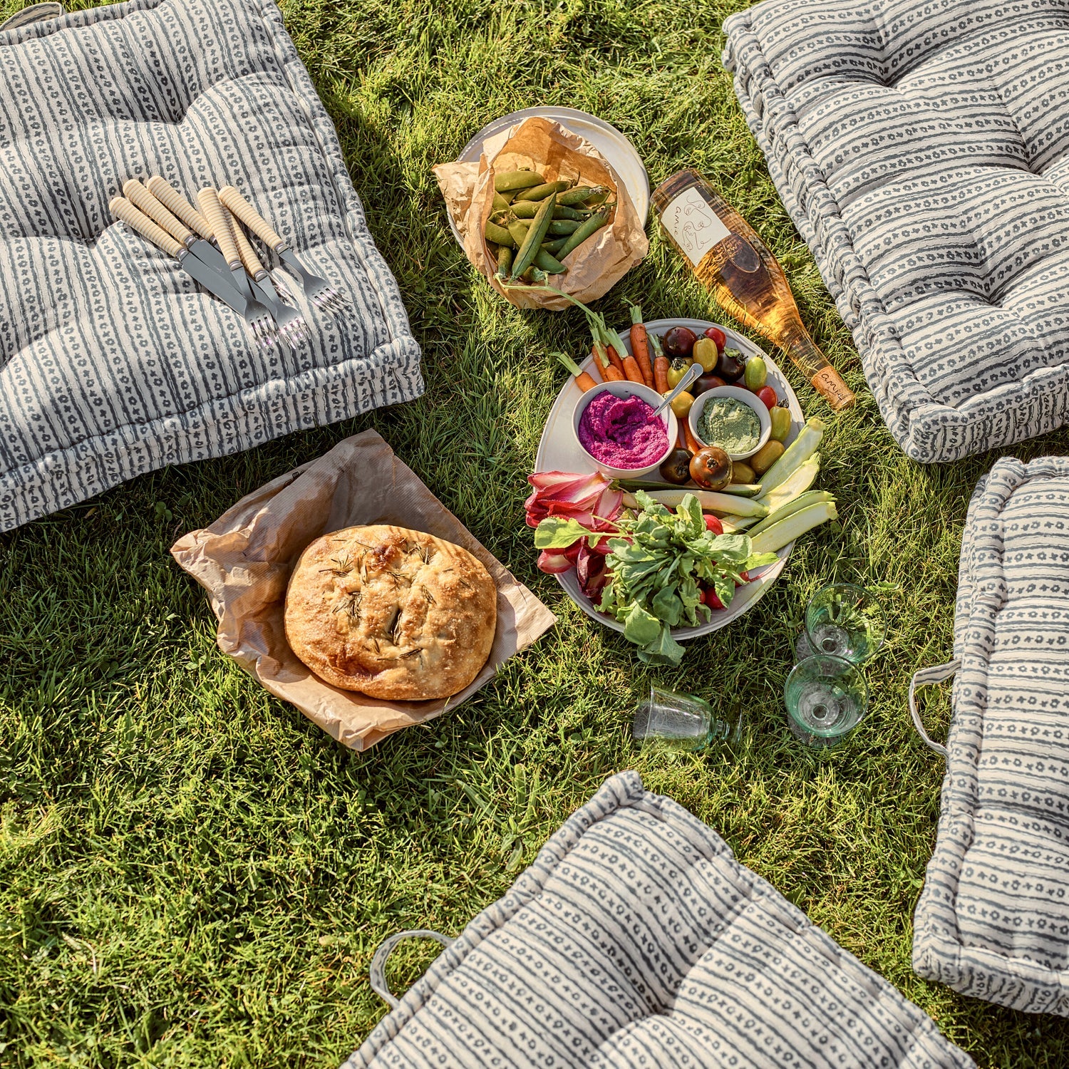 Neptune Cushions Florrie Woven Floor Cushion, Navy