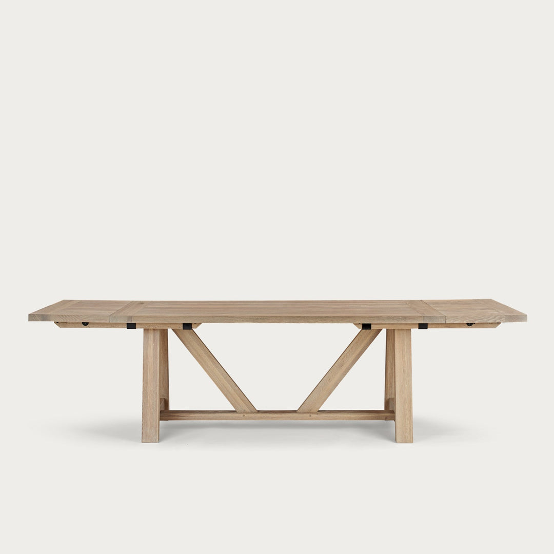 Arundel Extendable Oak Dining Table – Neptune