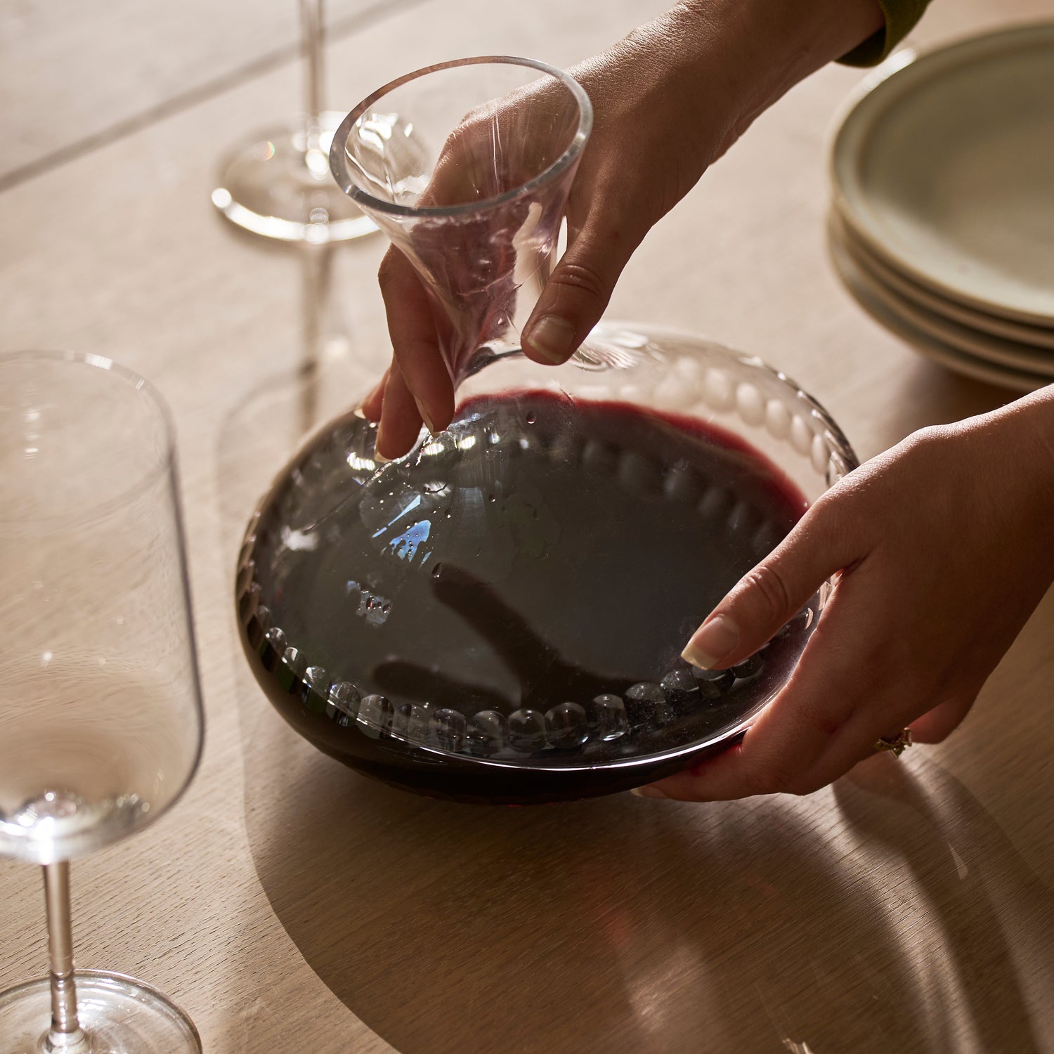 Neptune Accessories_Tabletop_Glassware default Bethnal Glass Carafe