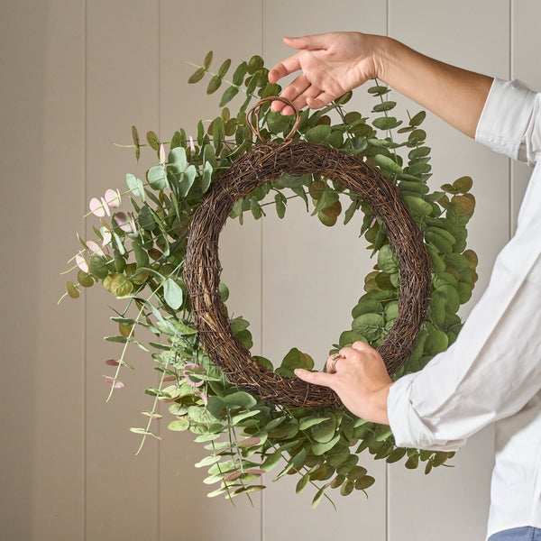 Neptune Accessories_Living accessories_Faux flowers & plants default Eucalyptus Wreath, Light Russet