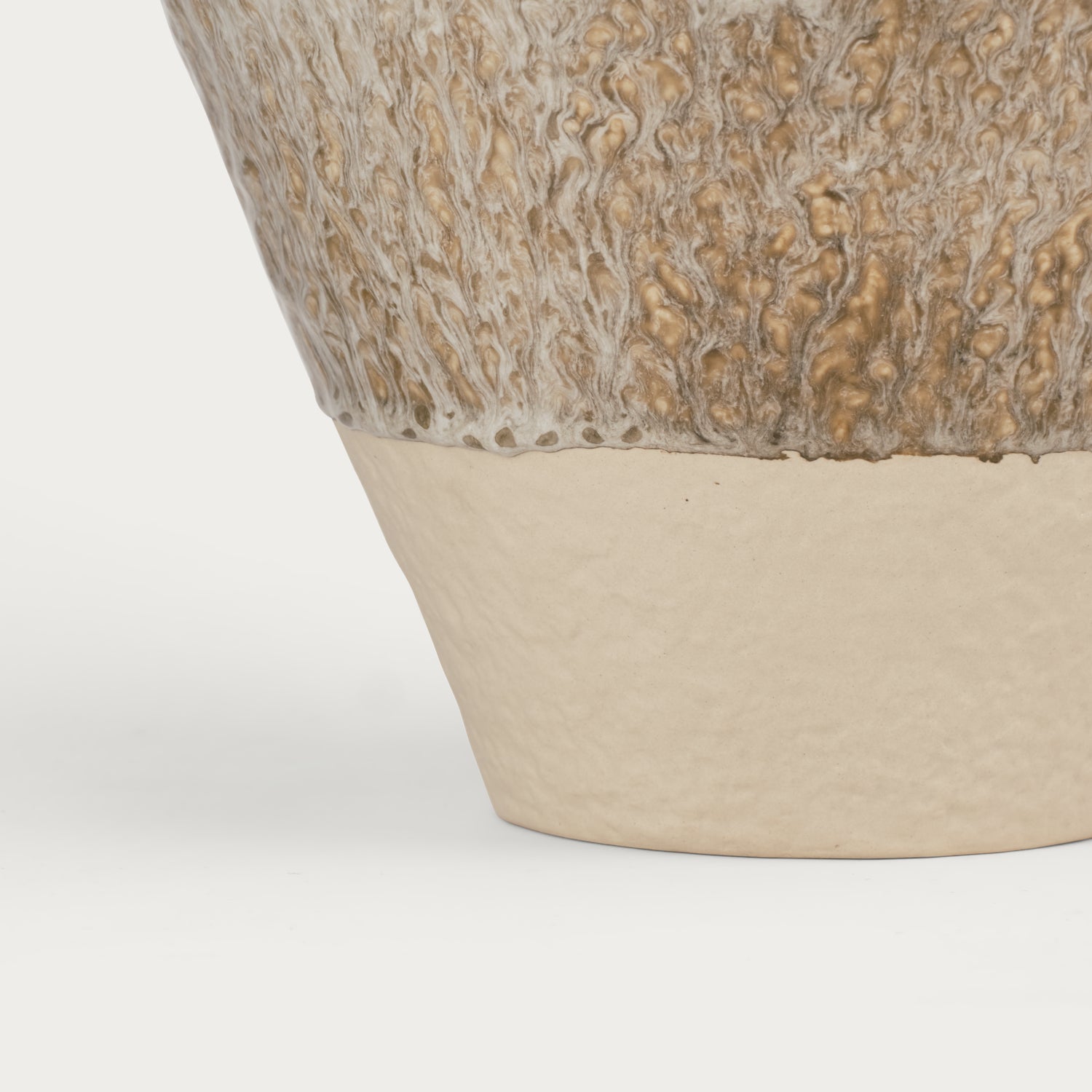 Neptune Accessories_Living accessories_Decorative accessories default Verwood Ceramic Urn Vase, Beige