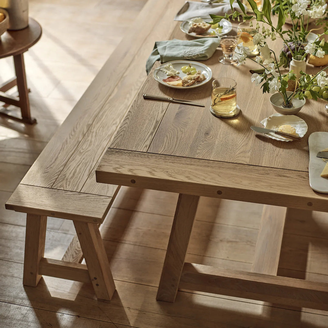 Arundel Rectangular Oak Dining Table – Neptune