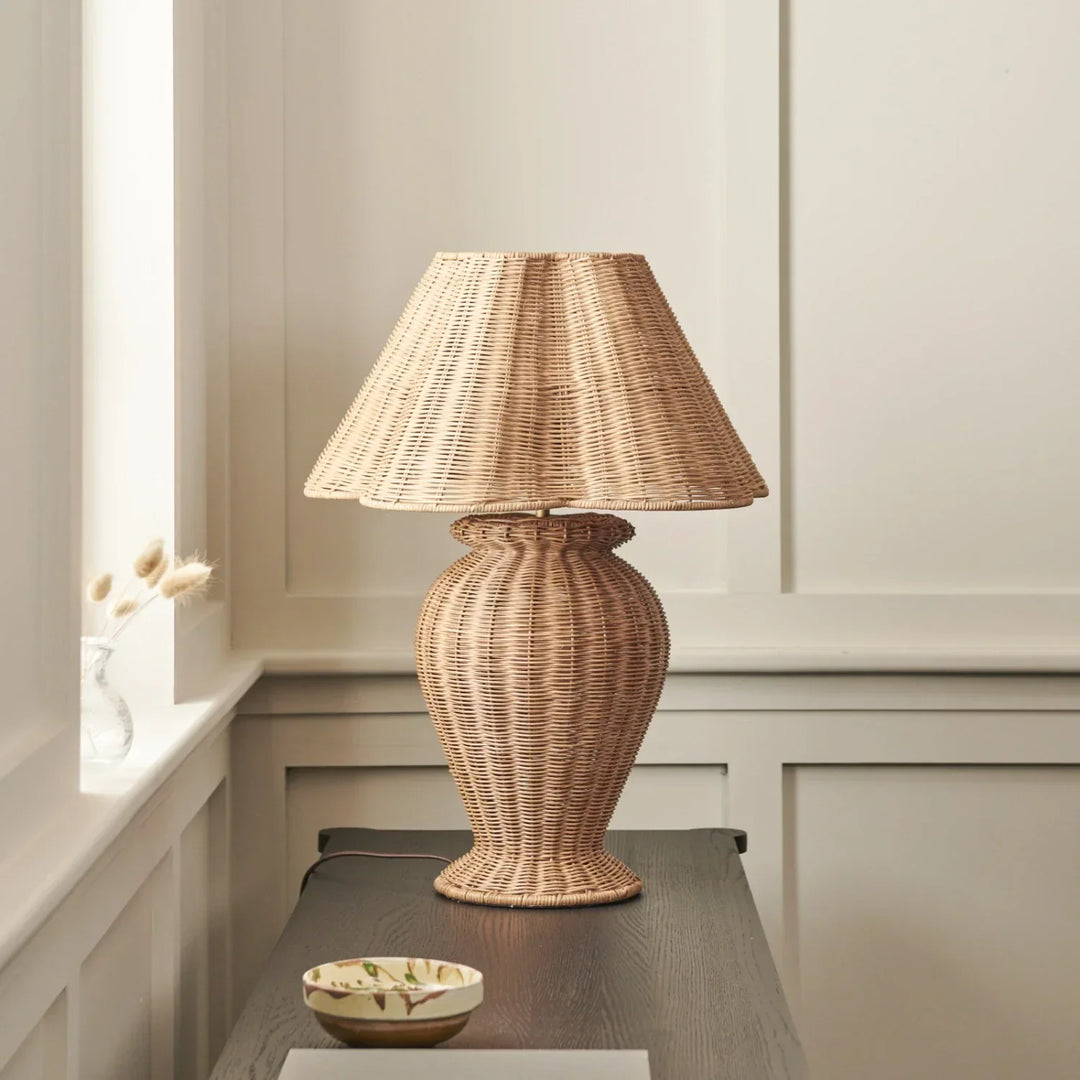 Athena Medium Rattan Table Lamp – Neptune