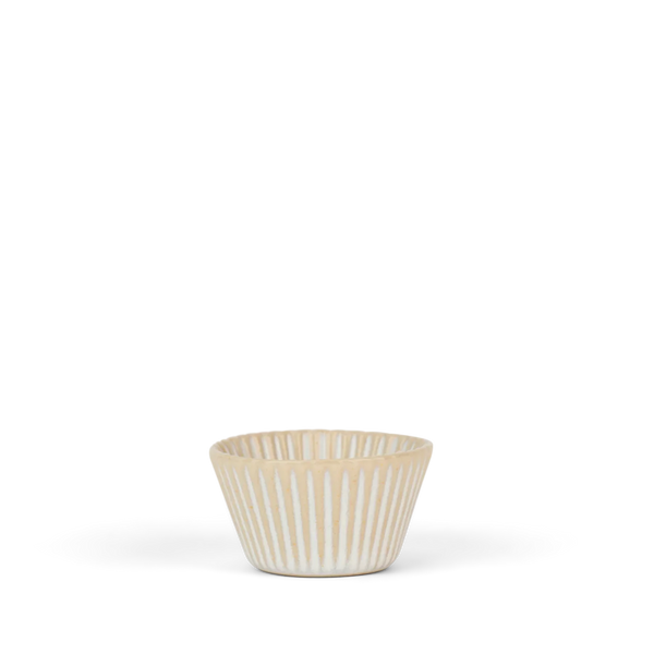 Neptune Accessories_Tabletop_Kitchen access default Bramley Ceramic White Cupcake Case