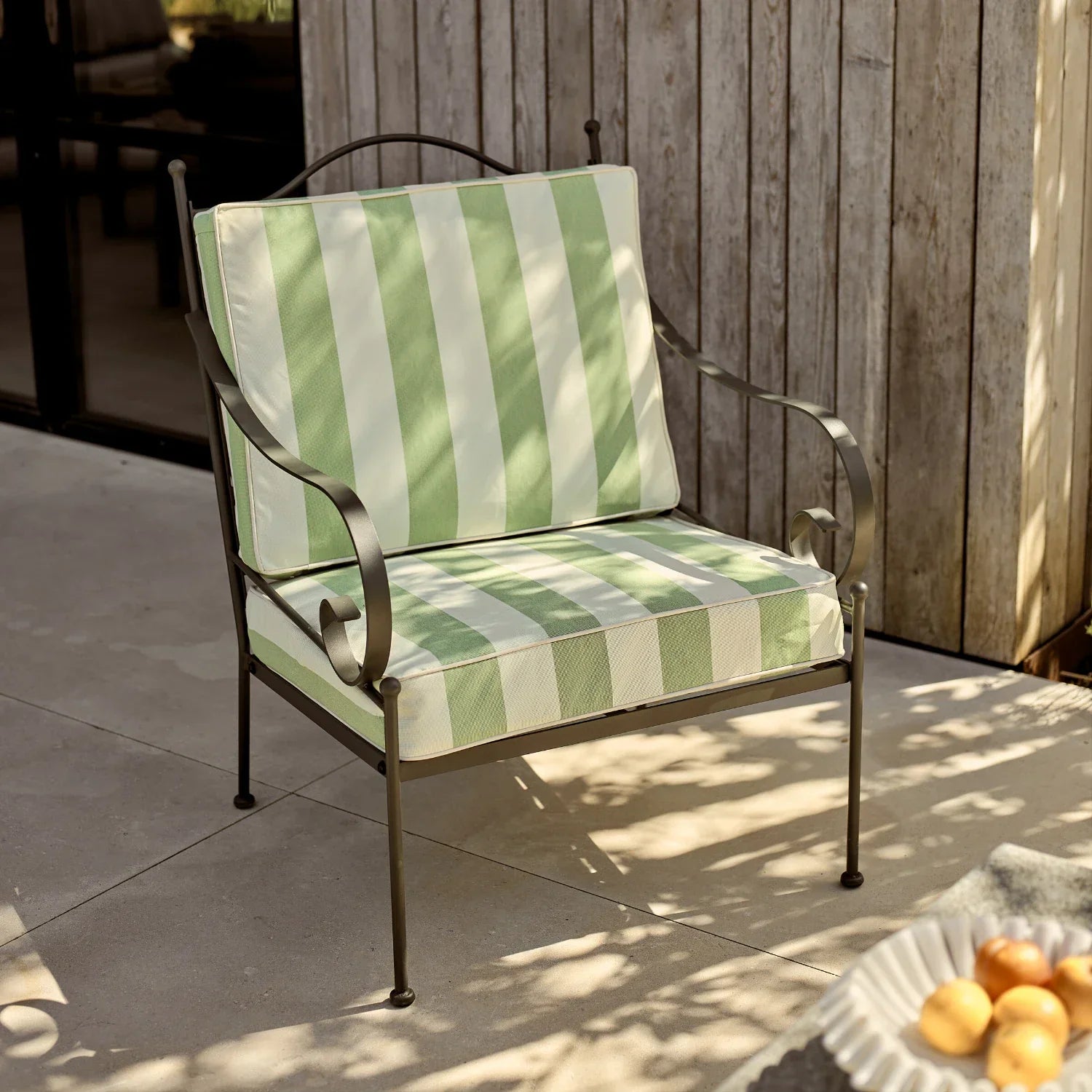 Neptune Seasonal_Garden_Outdoor sofas and relaxed chairs default Cheltenham Metal Garden Armchair, Green Stripe