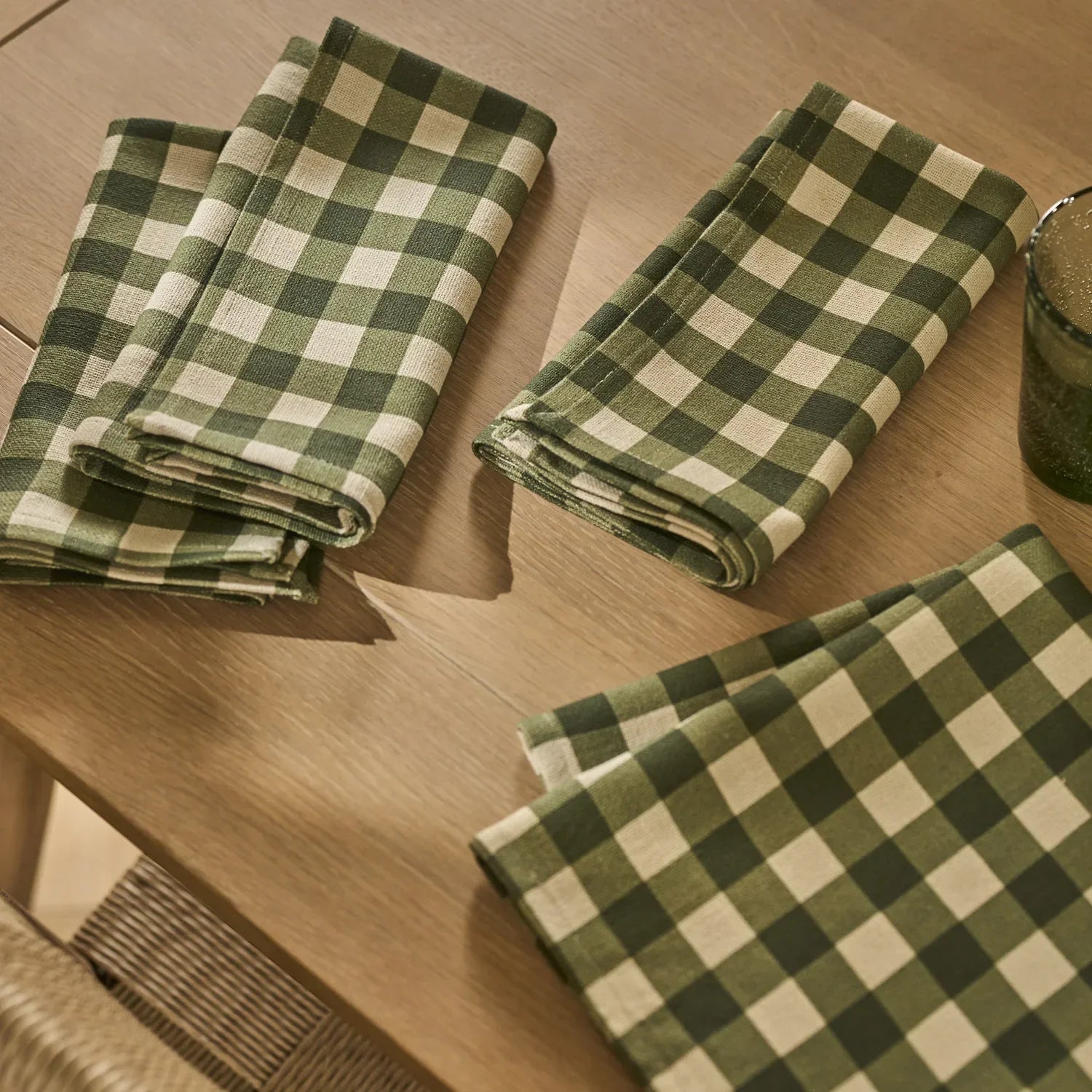 Neptune Accessories_Tabletop_Table linens default Cora Check Cotton Linen Napkins, Set of 4