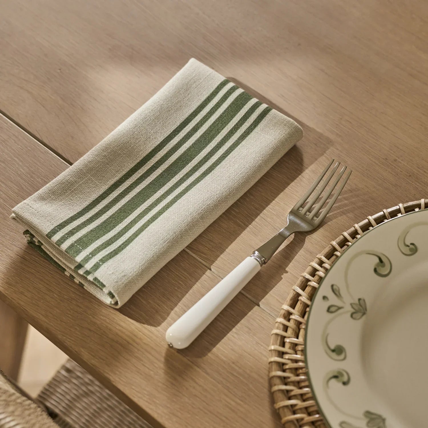 Neptune Accessories_Tabletop_Table linens default Cora Striped Cotton Linen Napkins, Set of 4