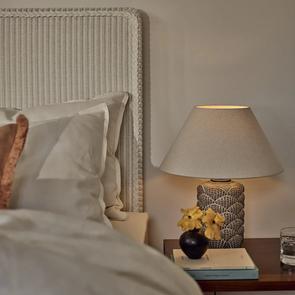 Neptune Accessories_Lighting_Table lamps default Dune Small Ceramic Table Lamp