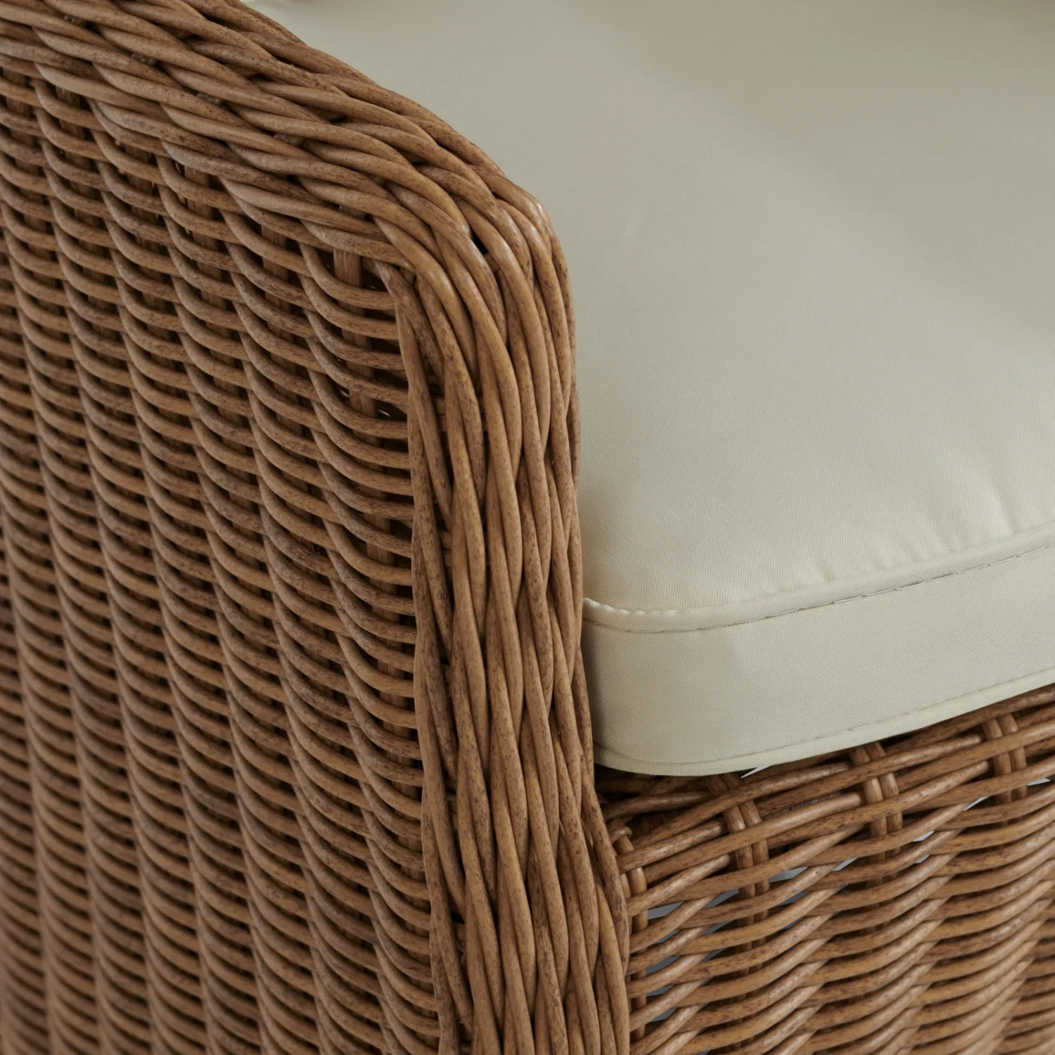 Neptune Seasonal_Garden_Outdoor dining and carver chairs default Harmondsworth 8 Seater Teak Garden Dining Table Set with Stanway Honey Carver Chairs