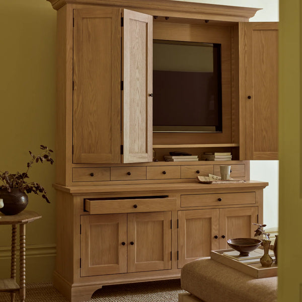 Henley 5ft Oak TV Dresser