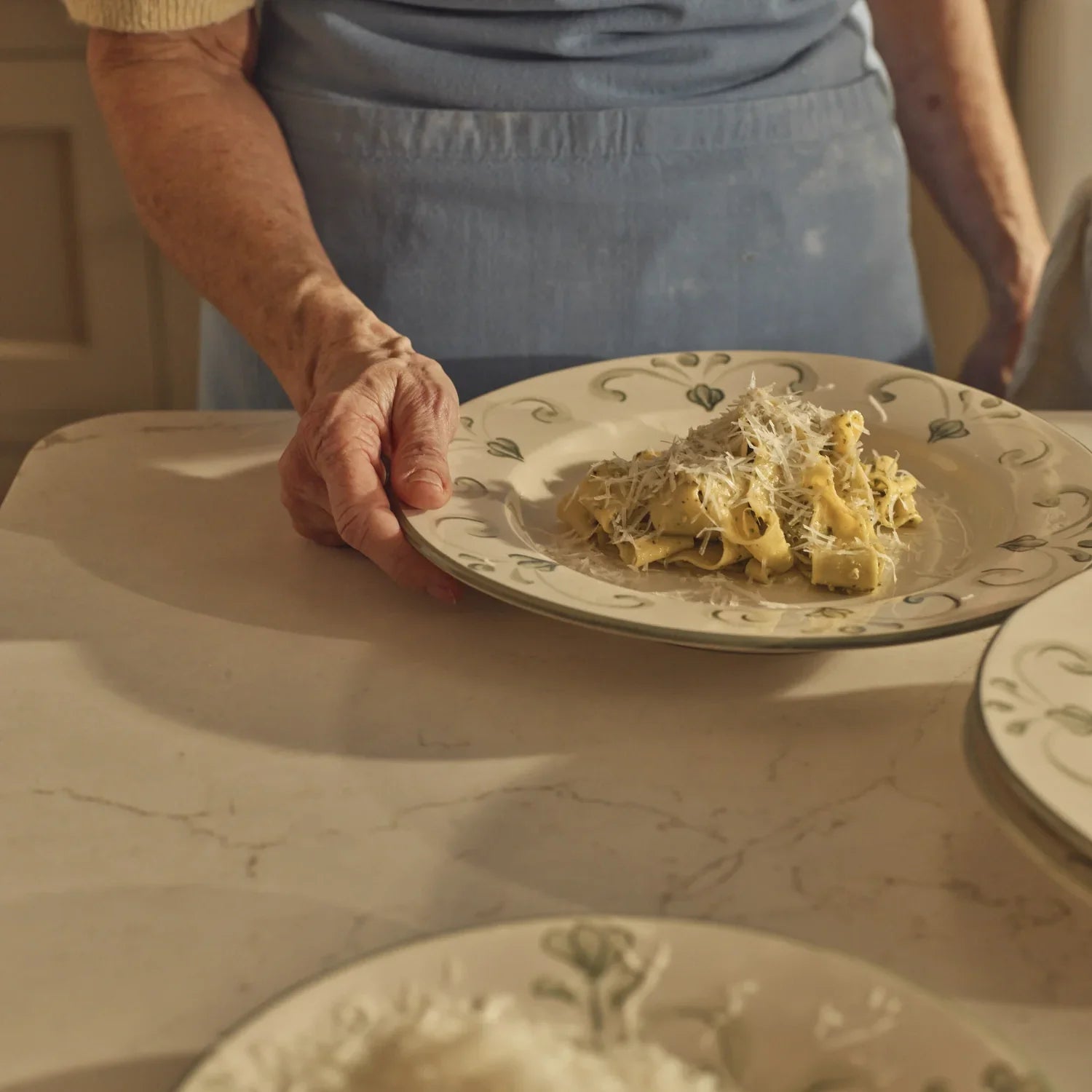 Neptune Accessories_Tabletop_Dinnerware default Lamorna Green Dinner Plate