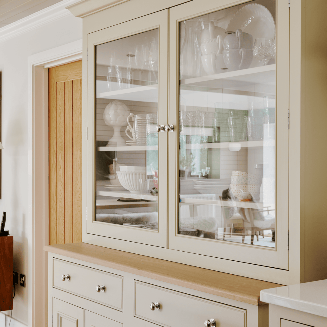 Neptune Glazed Cabinet