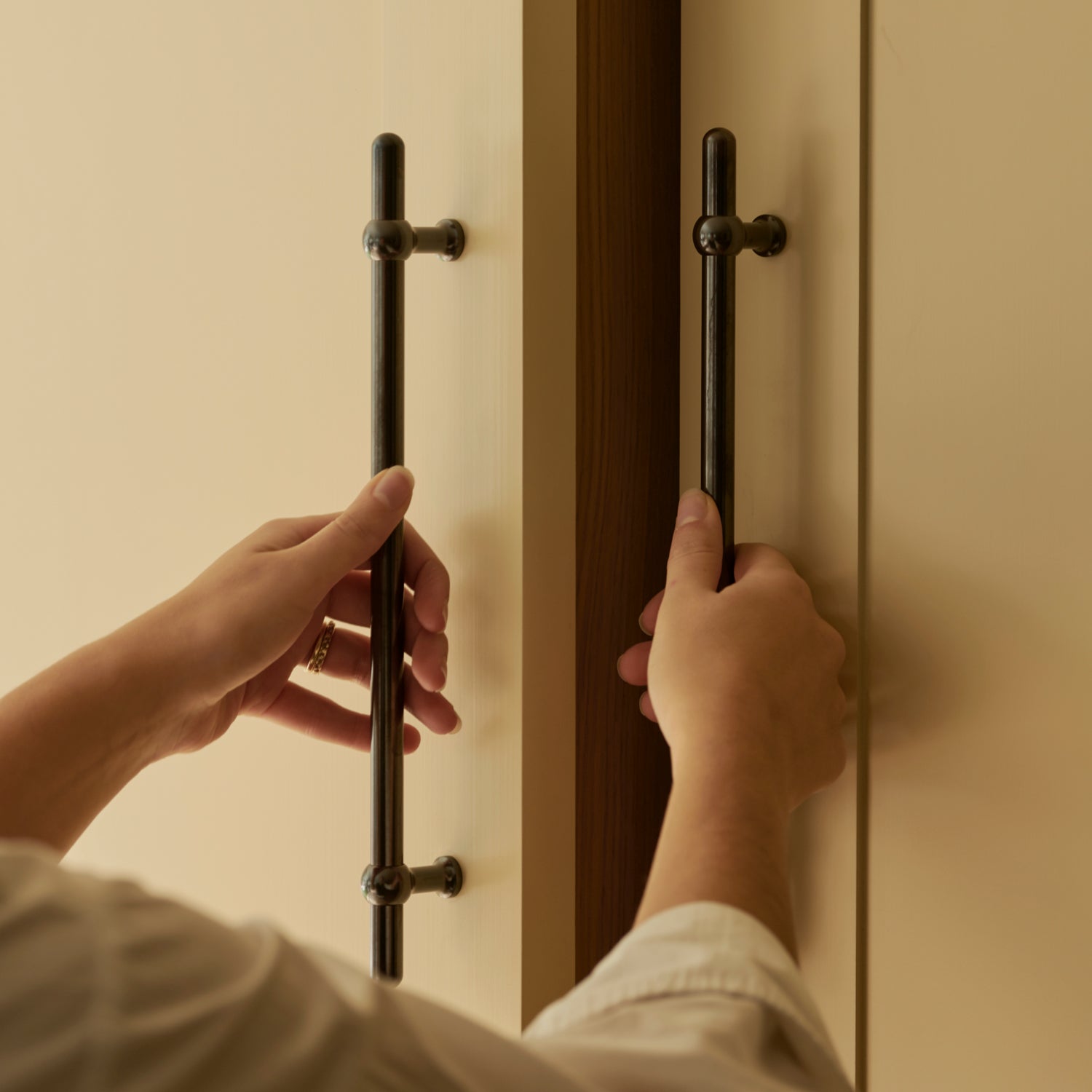 Neptune Handles & Hardware Oscott Large Bar Handle, Set of 2