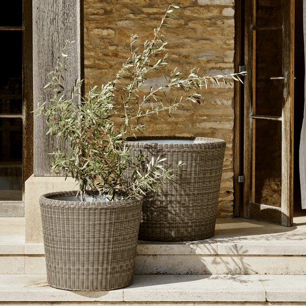 Neptune Pots & Planters Large Avebury Planter