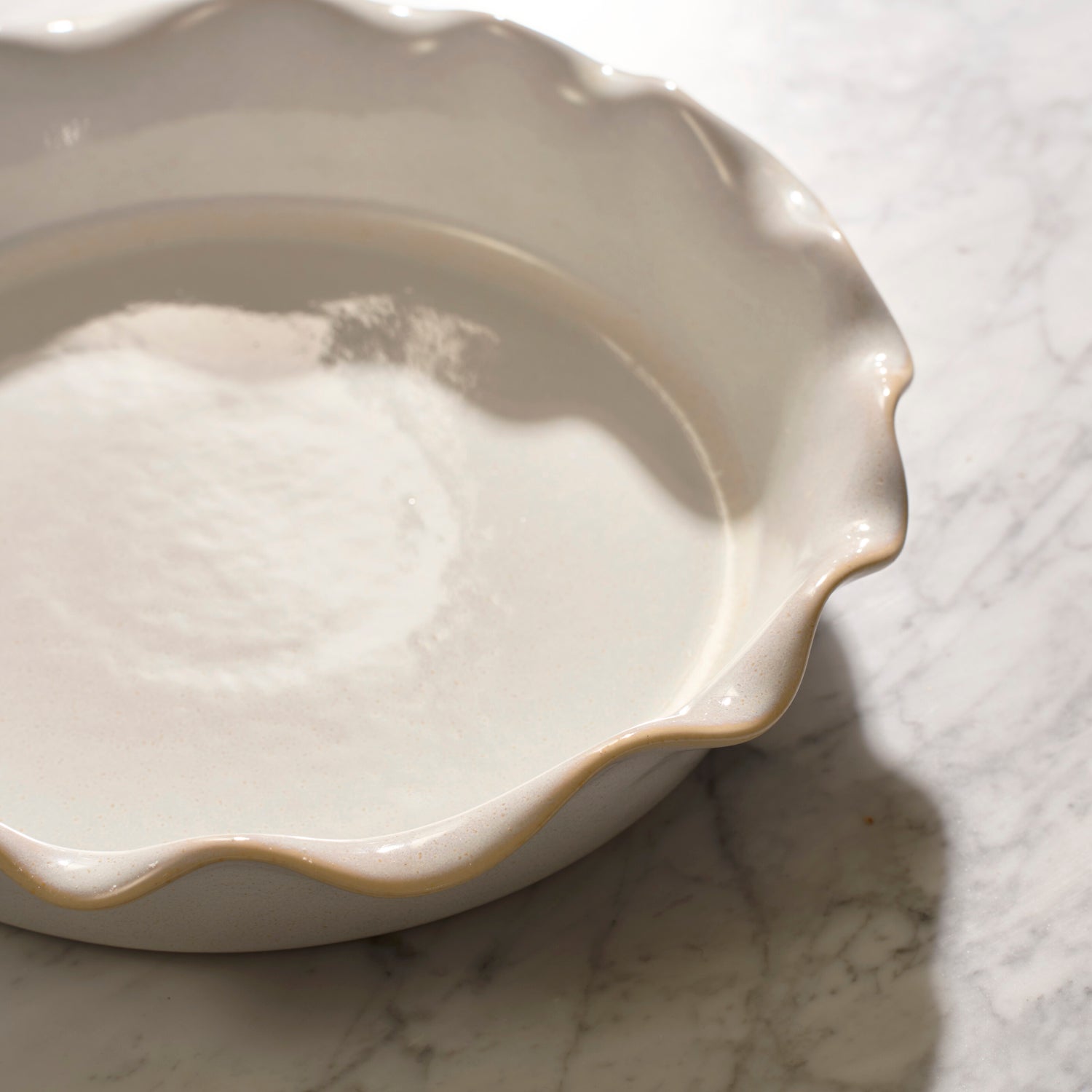 Neptune Serveware Bramley Stoneware Pie Dish, White