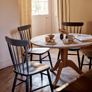 Moreton Round Dining Table, Natural Oak