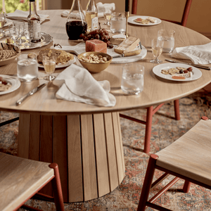 Neptune Tables Stratford Round Dining Table