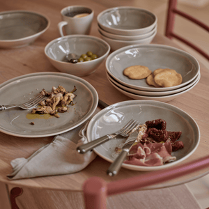 Clovelly Dinner Plate, Set of 6
