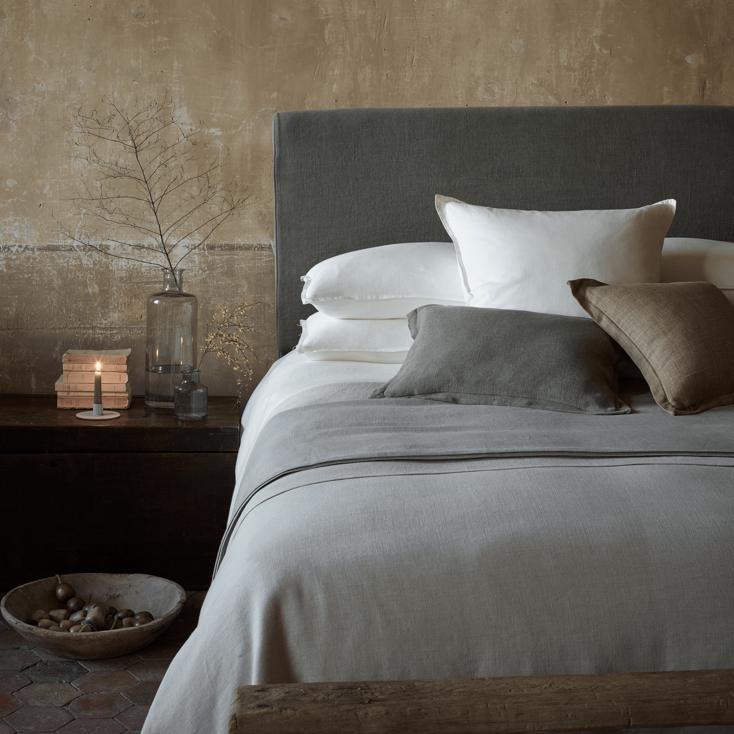 Neptune Decorating_Textiles_Bedding default Ardel Linen Bedspread 220x140cm, Fog